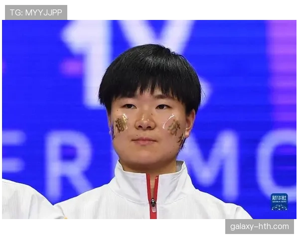 何冰娇赛场外一天吃五顿?这节奏我连追剧都做不到啊! 何冰娇赛场外一天吃五顿?这节奏我连追剧都做不到啊!